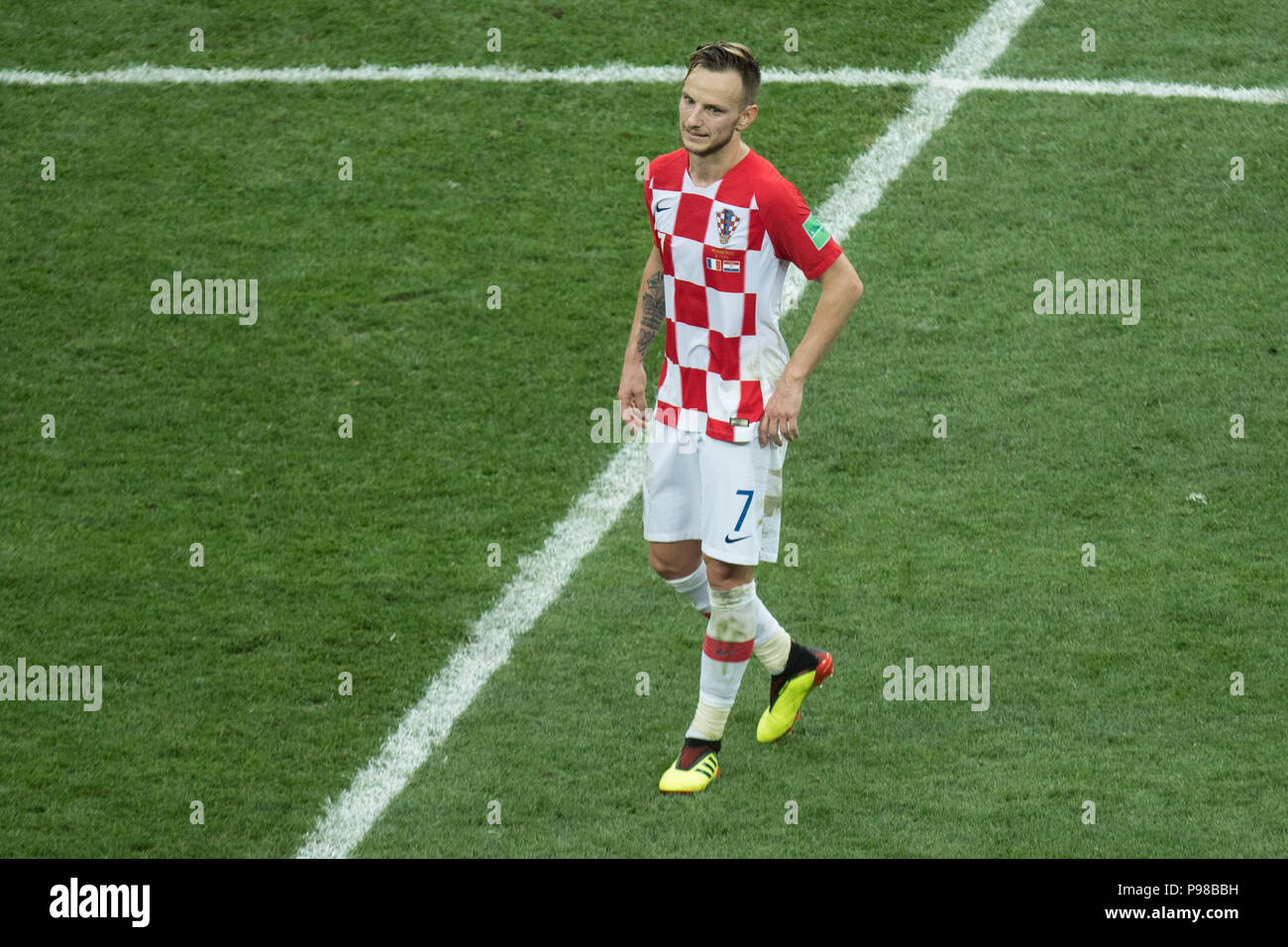 Moscow, Russland. 16th July, 2018. Ivan RAKITIC (CRO) is disappointed, disappointed, disappointed, disappointed, sad, frustrated, frustrated, late-rate, full figure, France (FRA) - Croatia (CRO) 4: 2, Final, Game 64, on 15.07.2018 in Moscow; Football World Cup 2018 in Russia from 14.06. - 15.07.2018. | Usage worldwide Credit: dpa/Alamy Live News Stock Photo