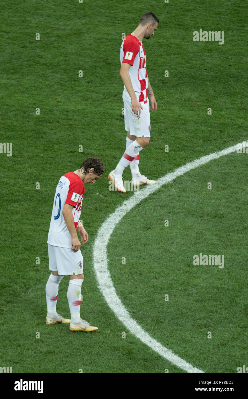 Luka MODRIC (left, CRO) and Marcelo BROZOVIC (CRO) are disappointed, disappointed, disappointed, disappointed, sad, frustrated, frustrated, late-rate, full figure, portrait, France (FRA) - Croatia (CRO) 4: 2, final, Game 64, on 15.07.2018 in Moscow; Football World Cup 2018 in Russia from 14.06. - 15.07.2018. | Usage worldwide Stock Photo