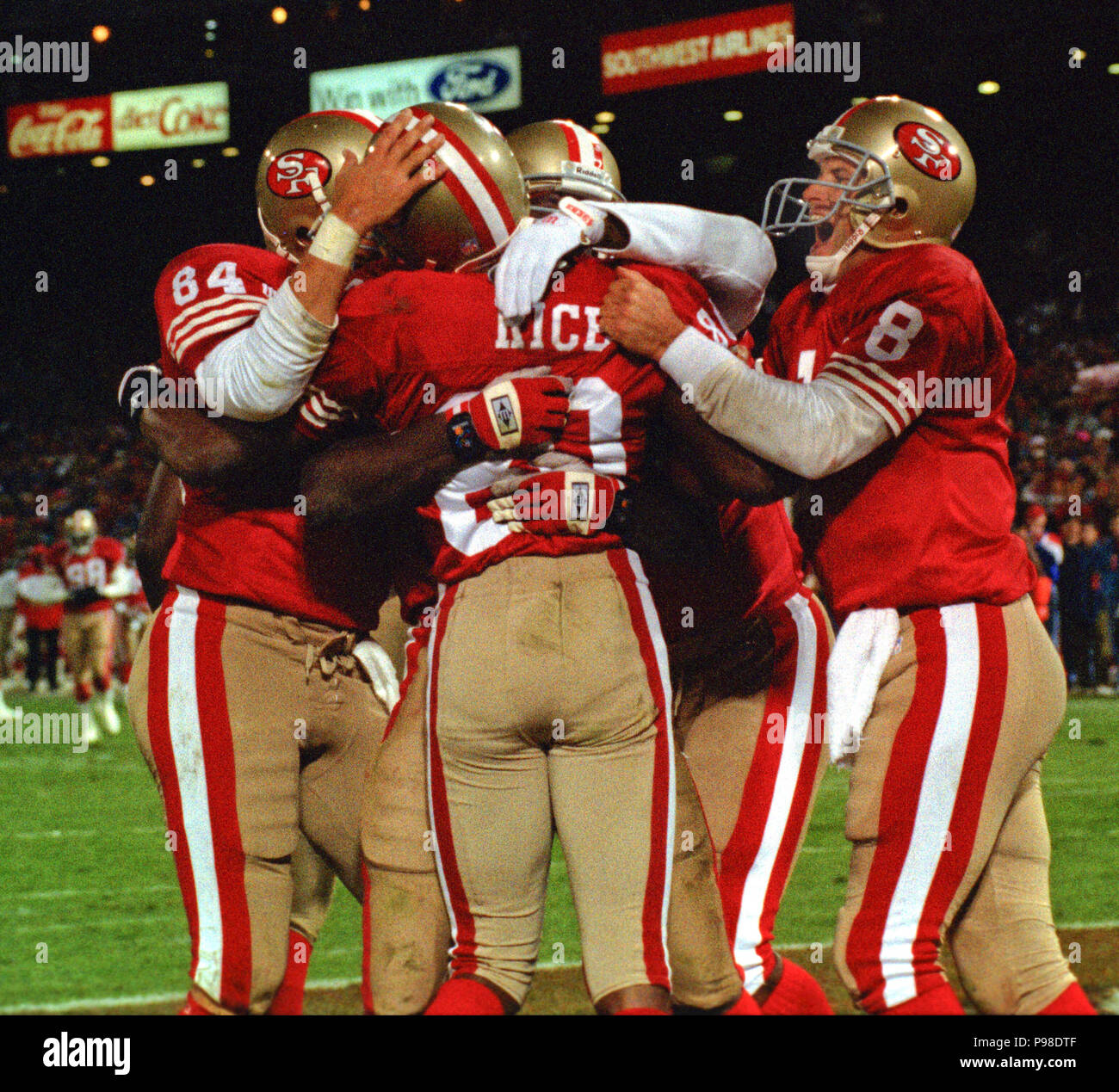 Jerry rice 1993 hi-res stock photography and images - Alamy
