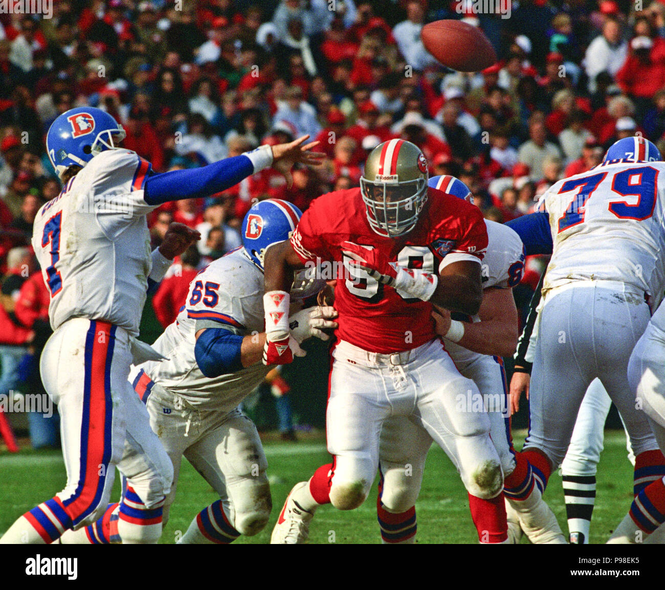 San Francisco, California, USA. 17th Dec, 1994. San Francisco 49ers vs. Denver  Broncos at Candlestick Park Saturday, December 17, 1994. 49ers beat Broncos  42-19. San Francisco 49ers full back William Floyd (40)