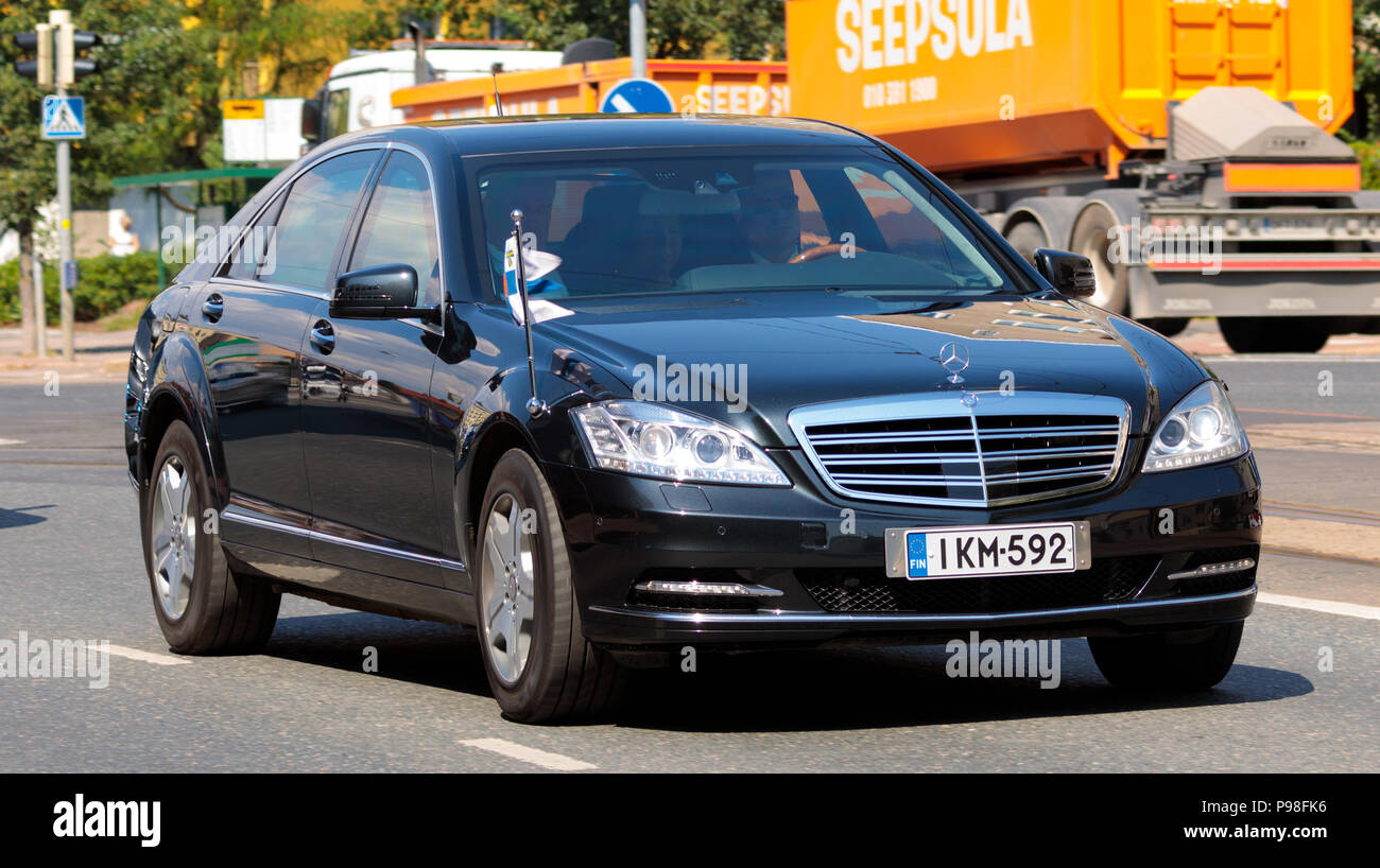 Helsinki, Finland. 16th July 2018. President Sauli Niinistö being driven to the Presidential Palace for hosting the meeting Credit: Hannu Mononen/Alamy Live News Stock Photo - Alamy