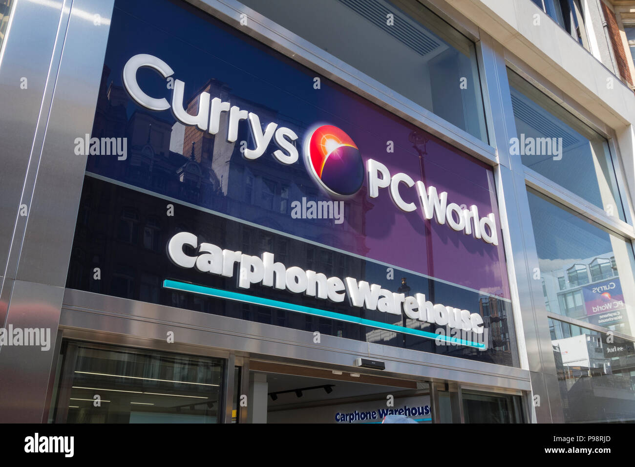 Currys Pc World And Carphone Warehouse Store On Oxford Street