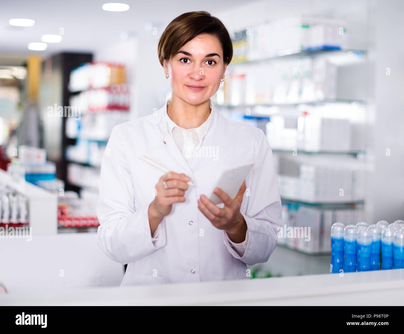 Pharmacist 20 Years Hi Res Stock Photography And Images Alamy Pharmacist 20 Years Hi Res Stock Photography And Images Alamy