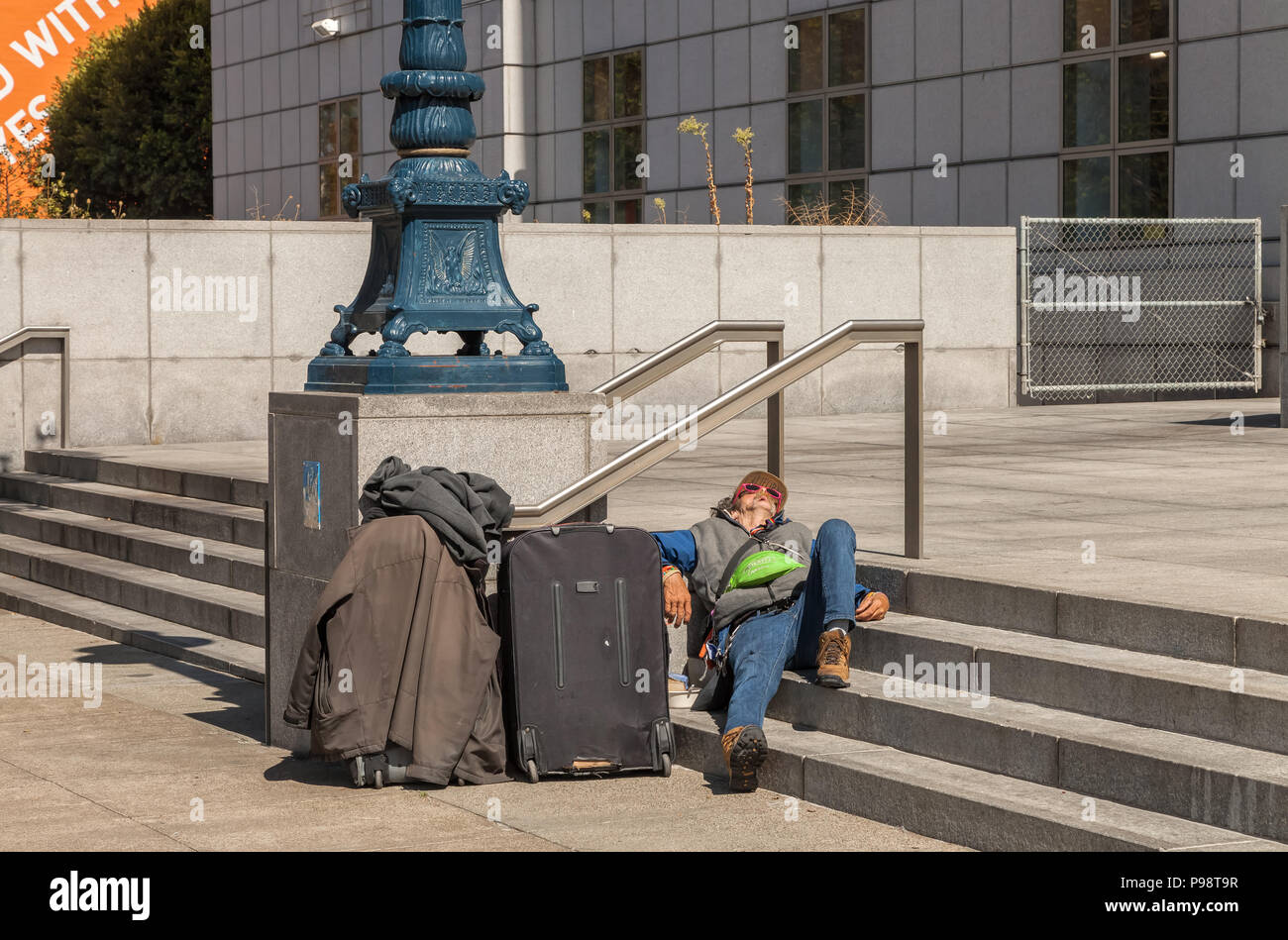 Homeless Man With His Belonging Was Sleeping On A Building Steps In San Francisco California United States Stock Photo Alamy Homeless Man With His Belonging Was Sleeping On A Building Steps In San Francisco California United States Stock Photo Alamy