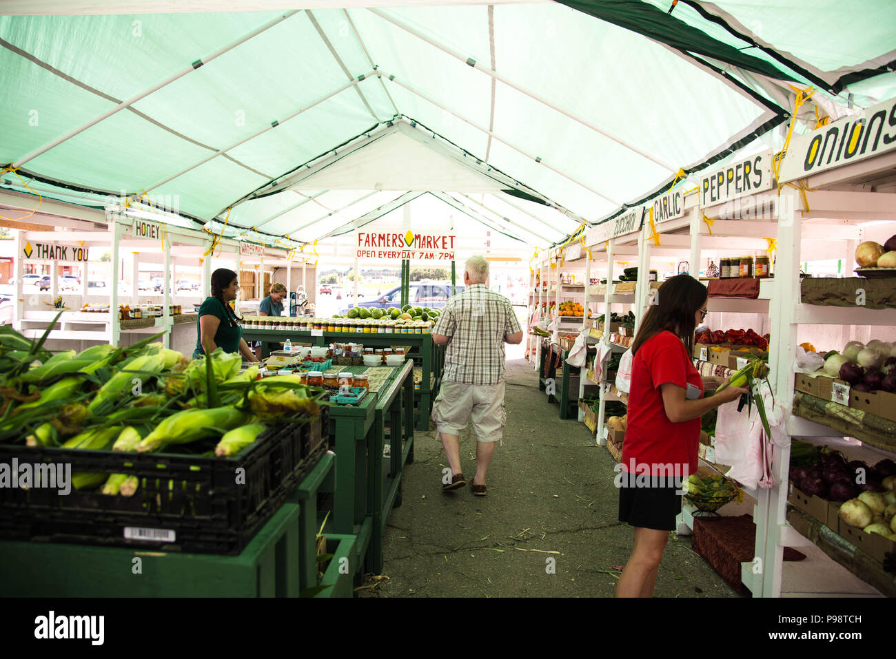 Farmers market in a tent on a summers day in Omaha Nebraska Stock Photo