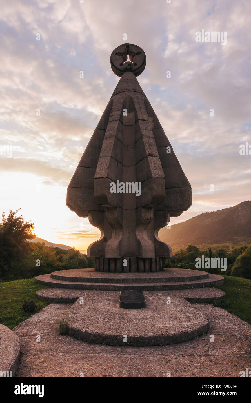 The Yugoslav-era Monument to the Fallen Soldiers on Sutjeska, in Župa Nikšićka, Montenegro. Built in 1984 Stock Photo