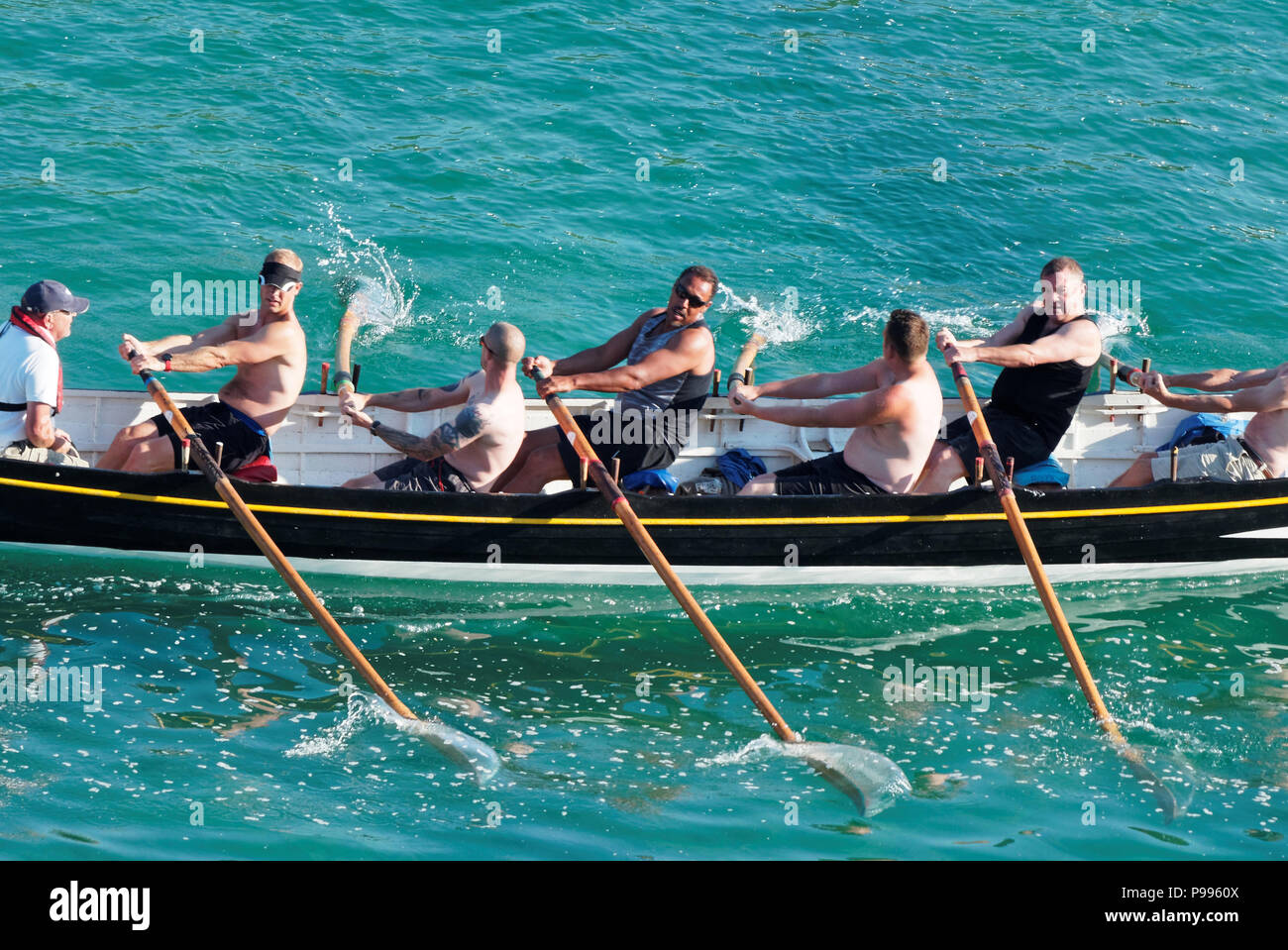 6 man rowing team hi-res stock photography and images - Alamy