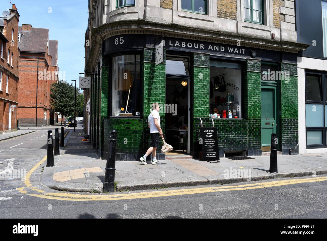 Home goods store hires stock photography and images Alamy