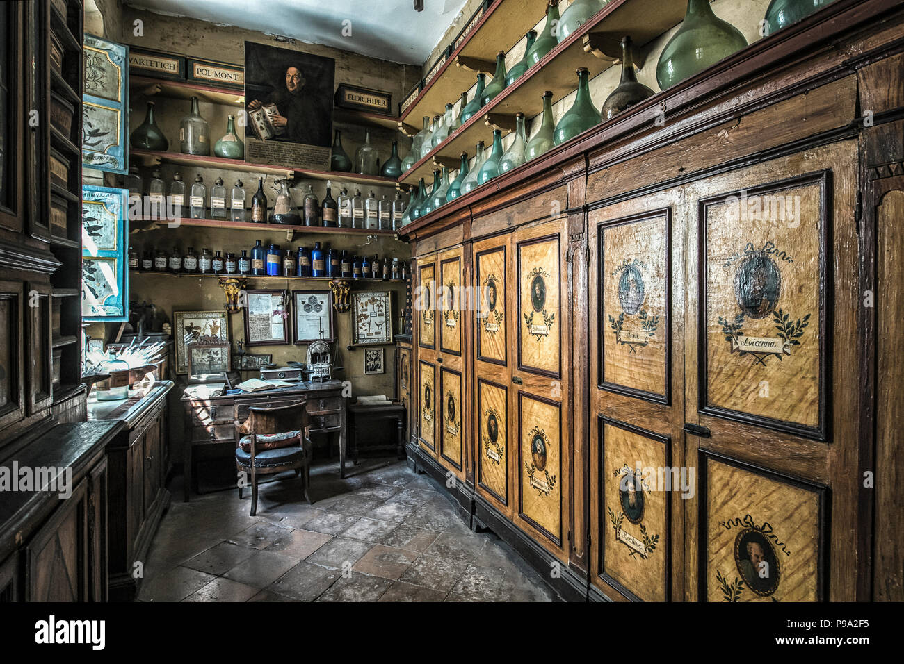 The back room of the main hall of the old Pharmacy and Apothecary 'Farmacia di S. Maria della Scala' in Piazza della Scala in Trastevere quarter, Rome, Italy Stock Photo