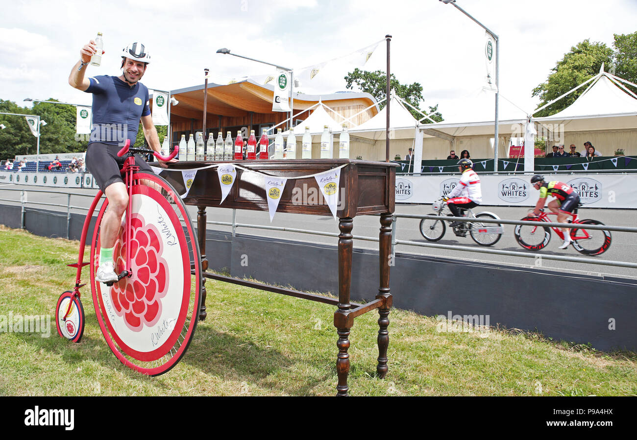 Record breaking long distance cyclist Mark Beaumont has broken a