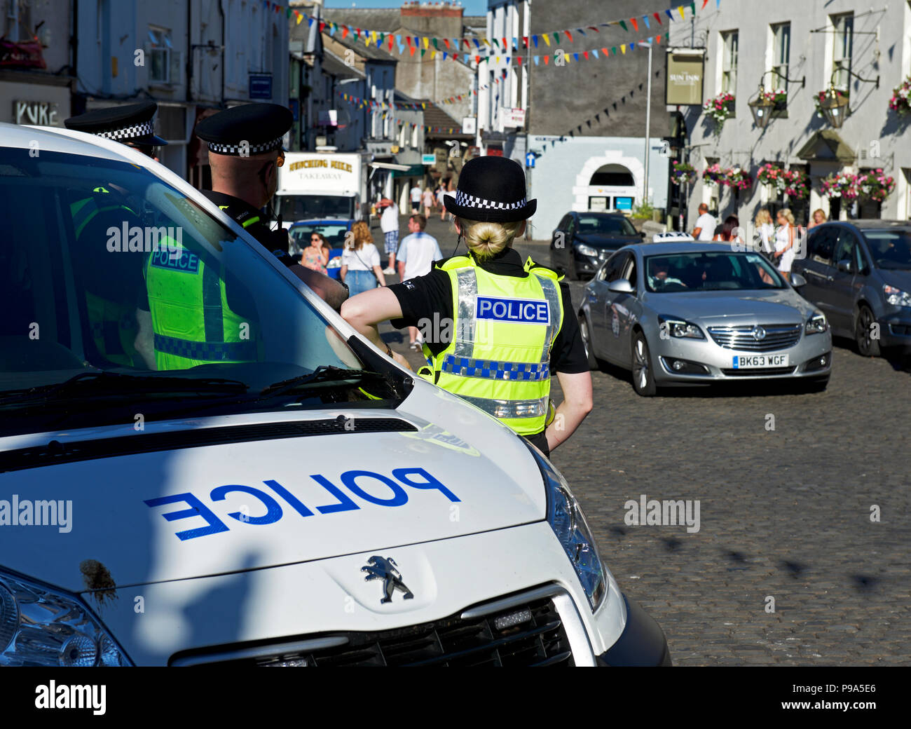 Uk Police Van High Resolution Stock Photography and Images - Alamy