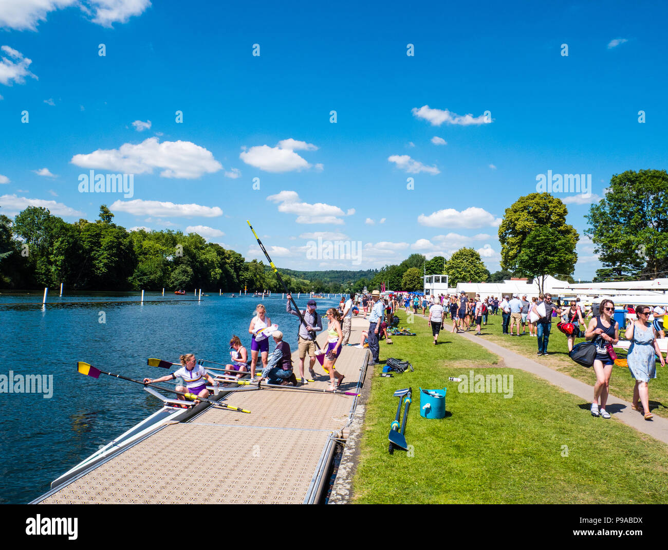 Woman's Rowing Team Preparing Boat, Racing, Regatta, HenleyonThames