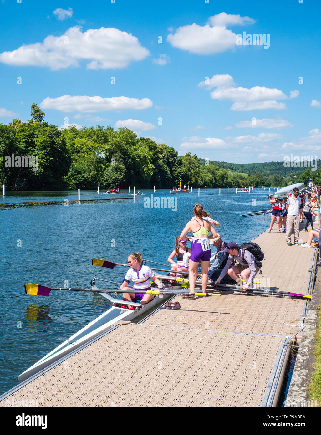 Woman's Rowing Team Preparing Boat, Racing, Regatta, HenleyonThames