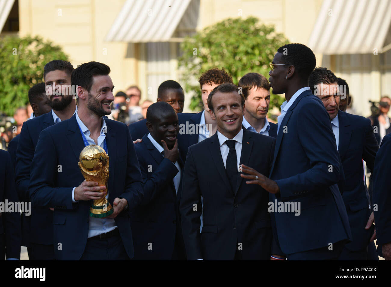 Paris, France. 16th July 2018. French President Emmanuel Macron welcomes  the French football team at the presidential Elysee palace in the wake of  France's World Cup victory. Le president francais Emmanuel Macron