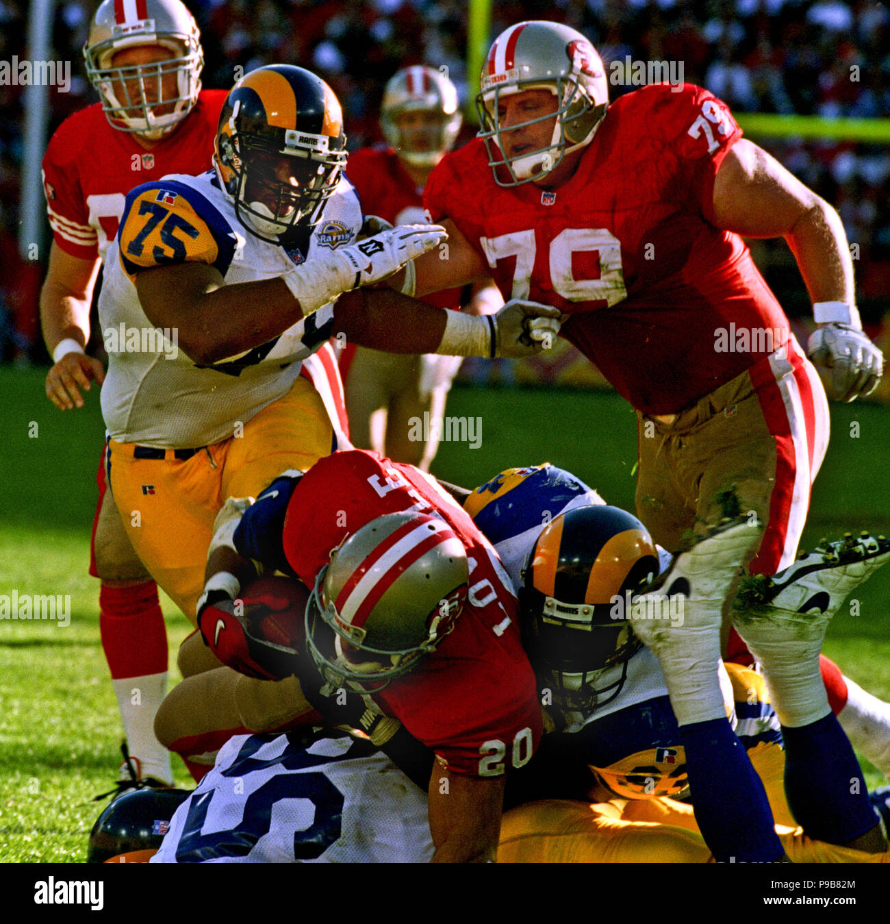 San Francisco, California, USA. 26th Nov, 1995. San Francisco 49ers vs. St.  Louis Rams at Candlestick Park Sunday, November 26, 1995. 49ers beat Rams  41-13. San Francisco 49ers tackle Harris Barton (79)