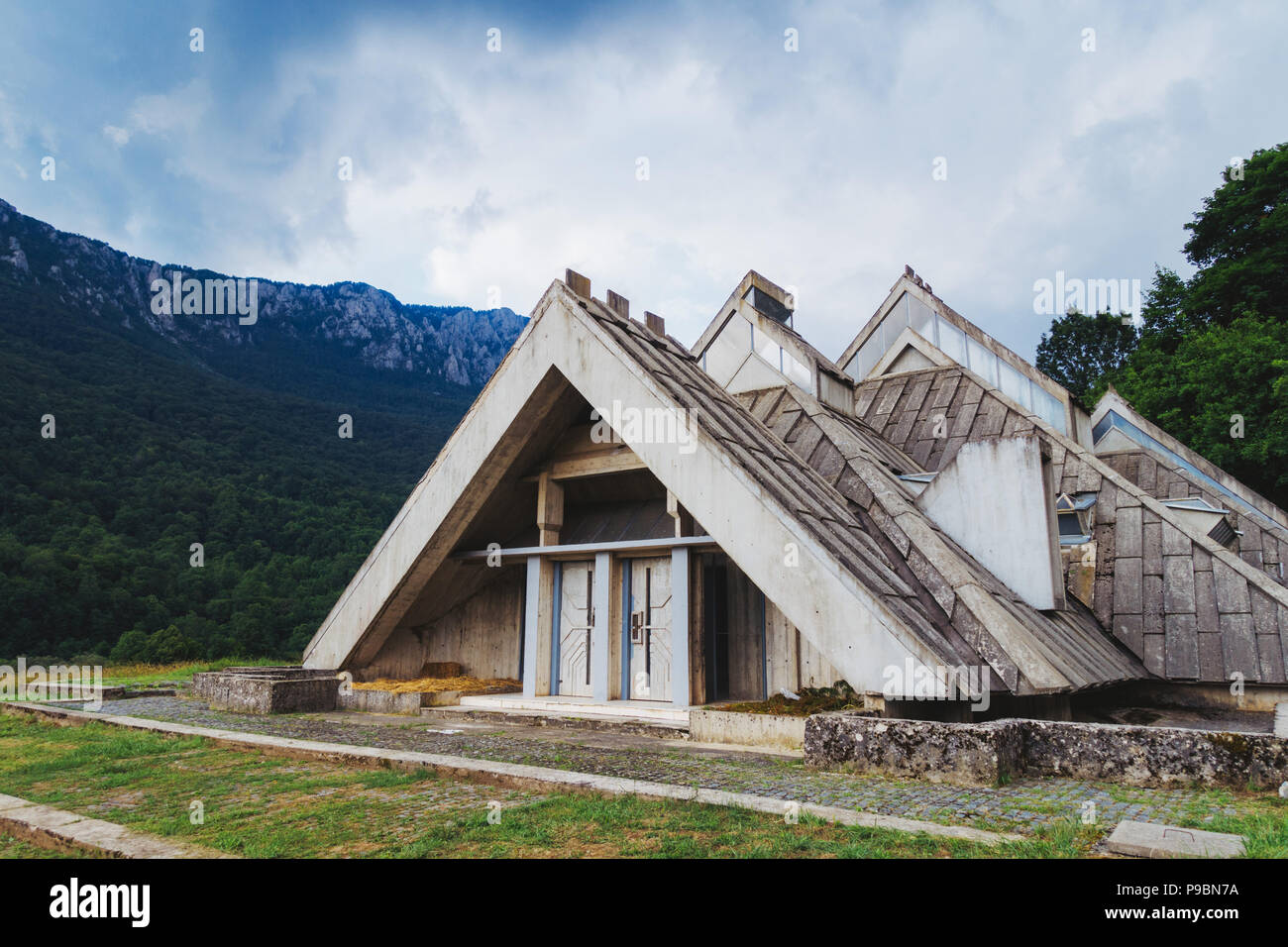 The unusual postmodern triangular lines of the Spomen-Dom (Memory House) designed by Ranko Radović in the Sutjeska National Park, BiH Stock Photo