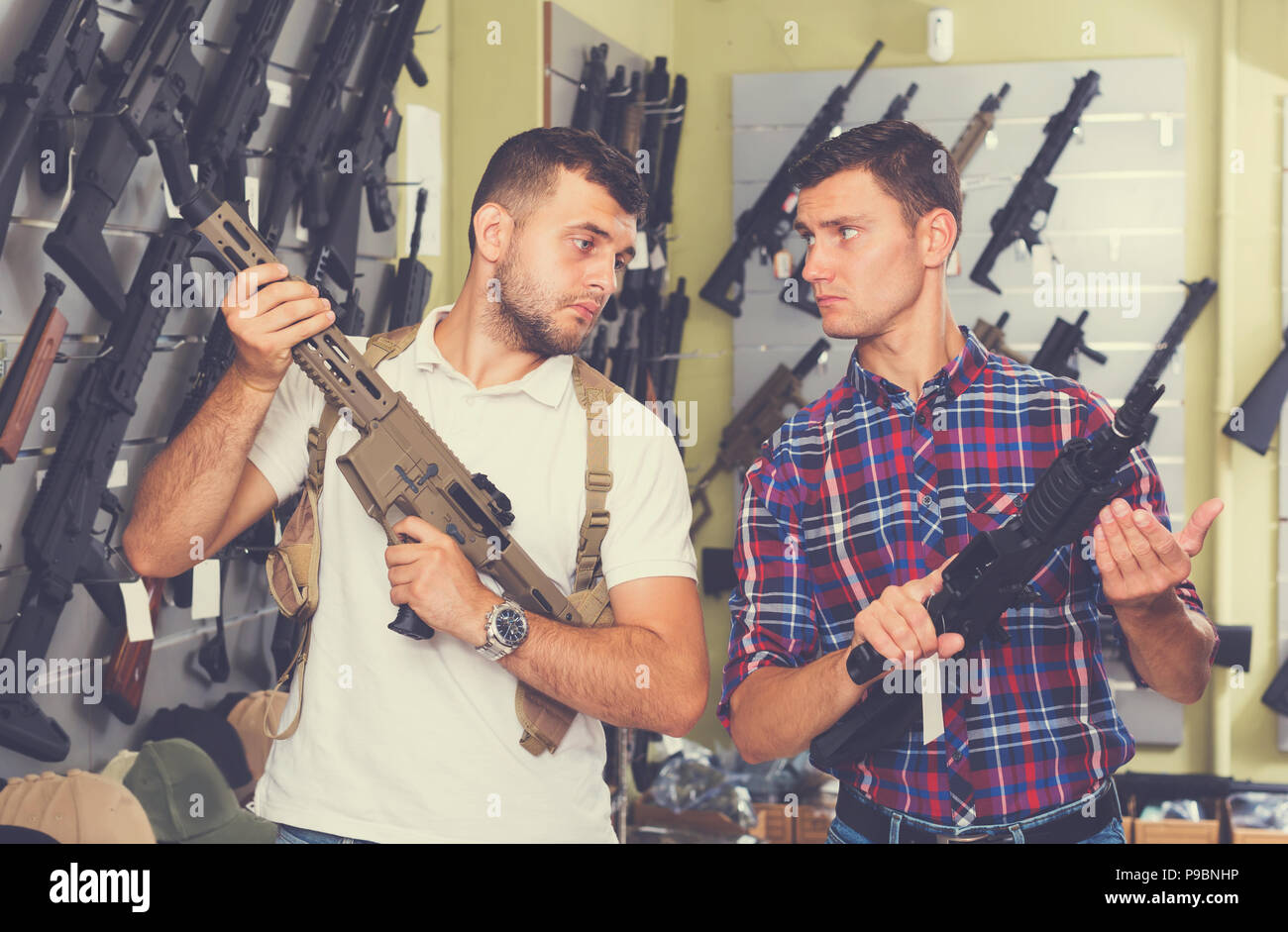 Portrait two marines military hi-res stock photography and images - Alamy