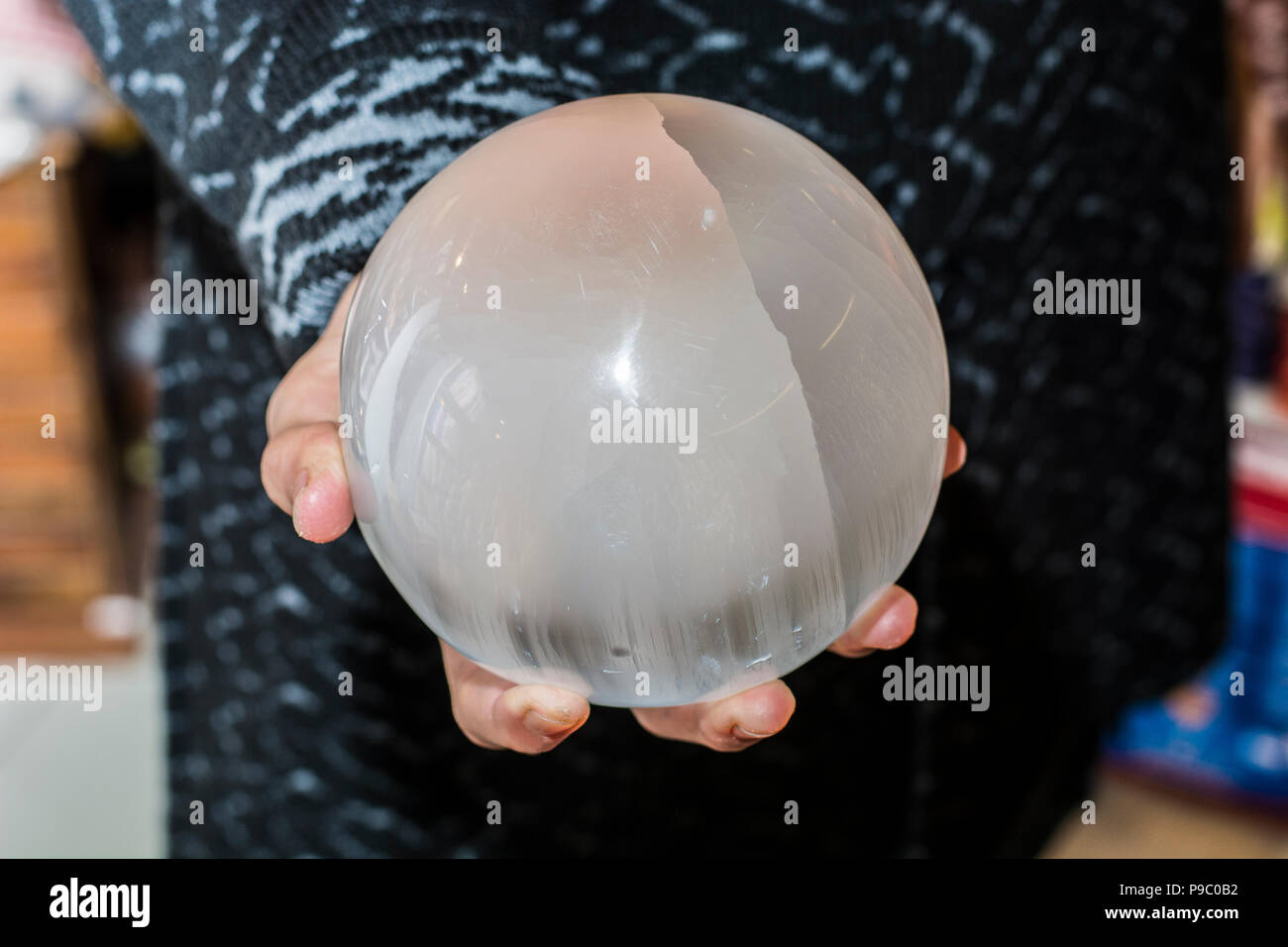 Solid sphere hi-res stock photography and images - Alamy