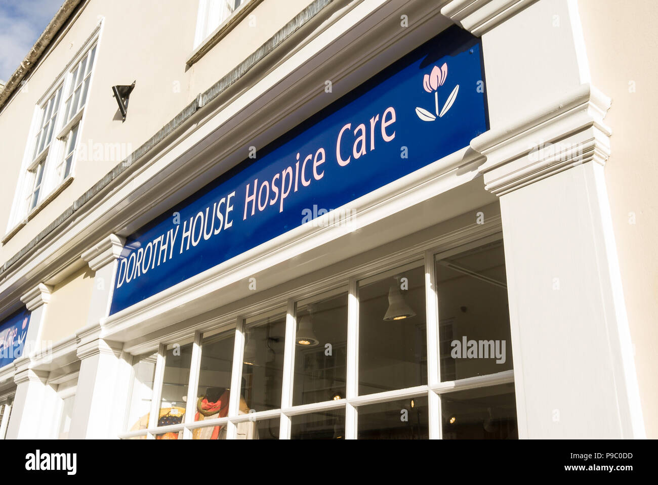DOROTHY HOUSE HOSPICE CARE fundraising charity shop in Devizes Wiltshire England UK Stock Photo