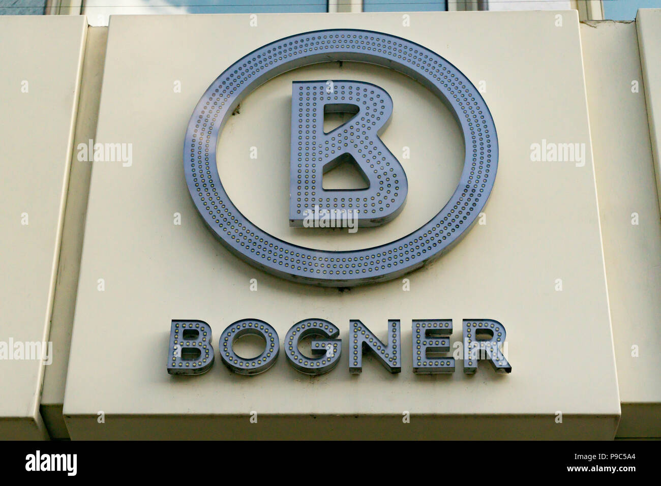 Bogner fashion hi-res stock photography and images - Alamy