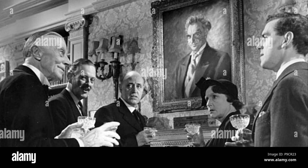LAUGHTER IN PARADISE 1951 ABPC film with Fay Compton and Alastair Sim (third from left) Stock Photo