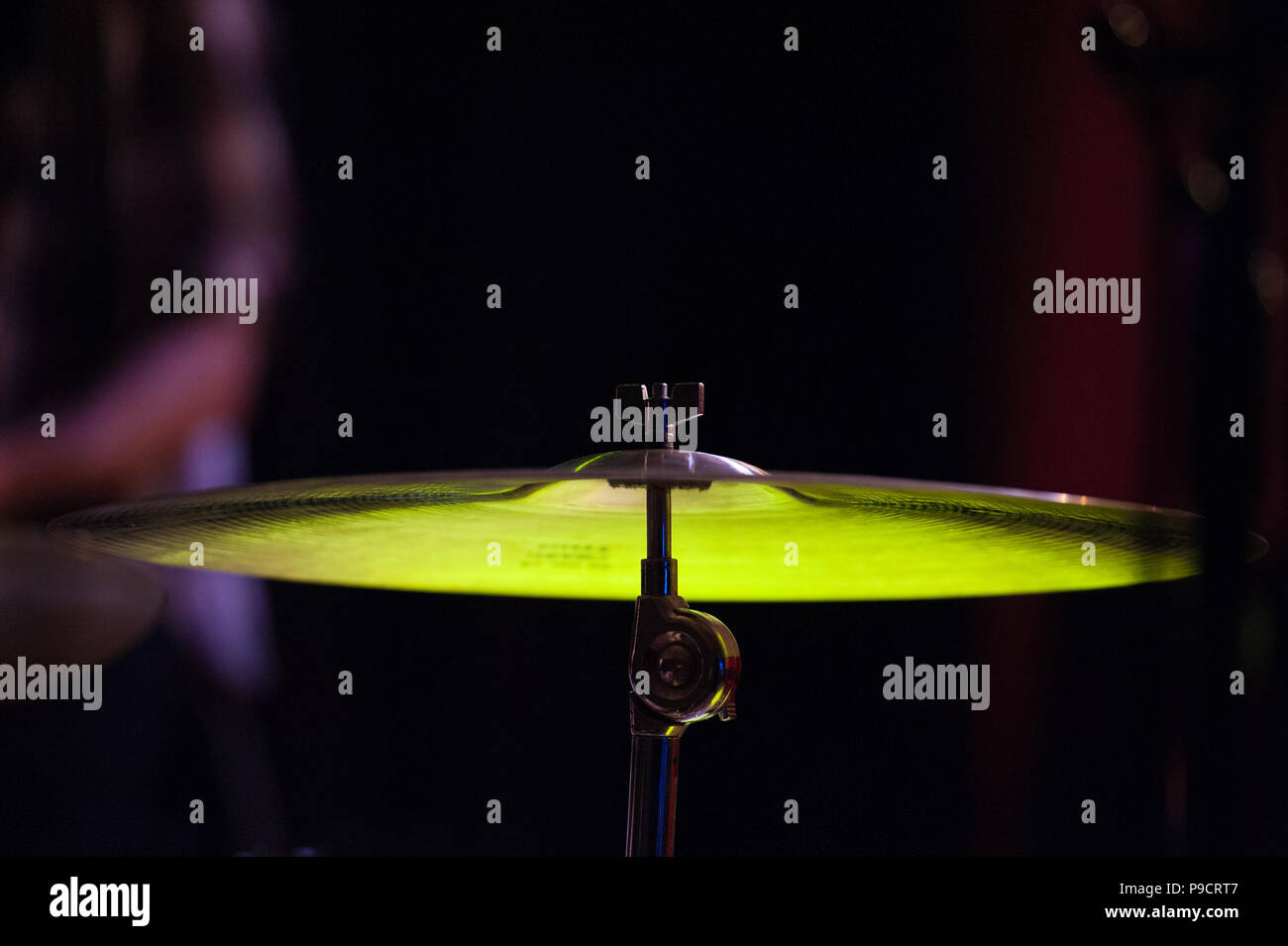 Drum kit Splash Cymbal underlie in green Stock Photo Alamy