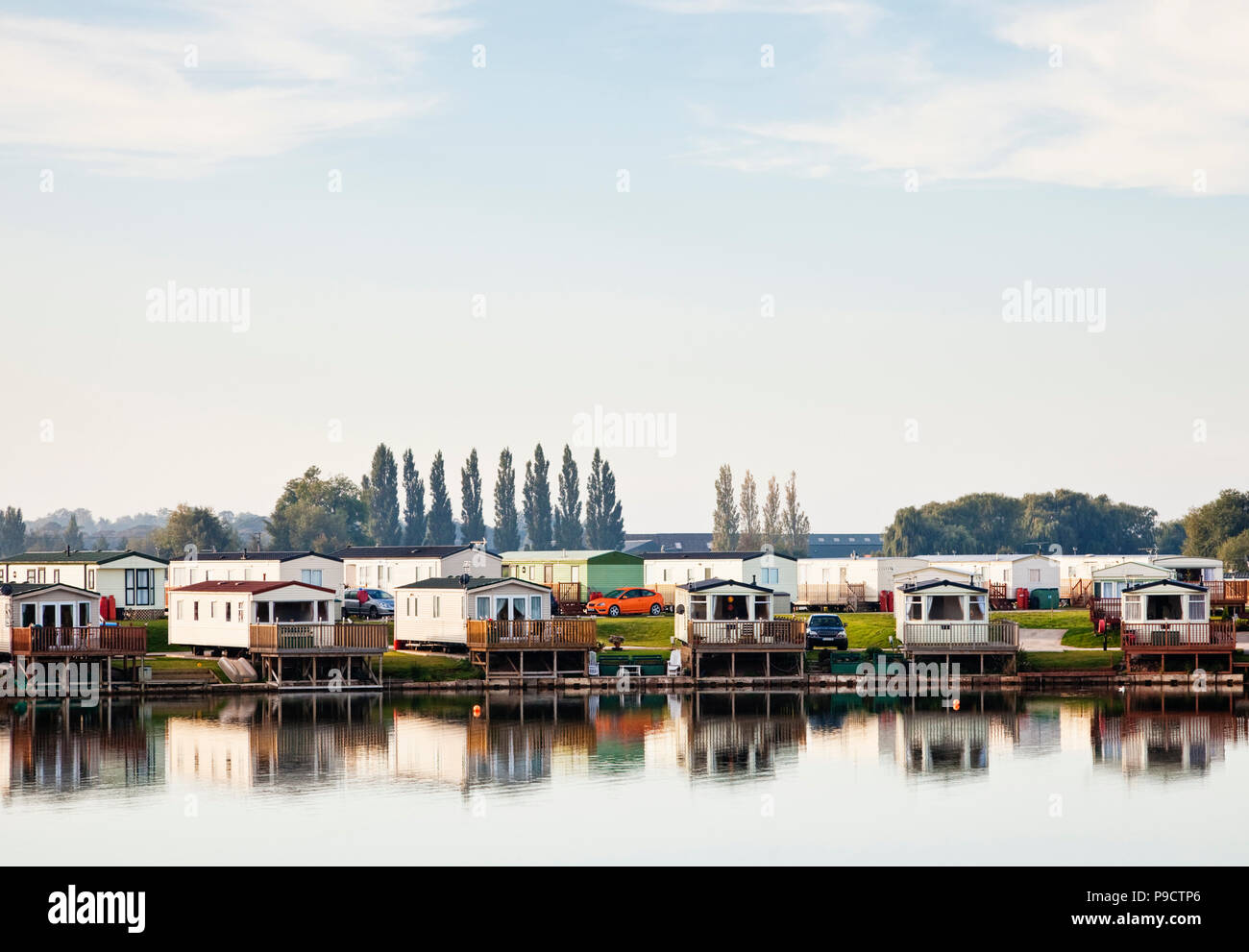 Holiday homes and static caravan chalets at the Seven Lakes Leisure Park, Ealand, Crowle, Scunthorpe, North Lincolnshire, England, UK Stock Photo