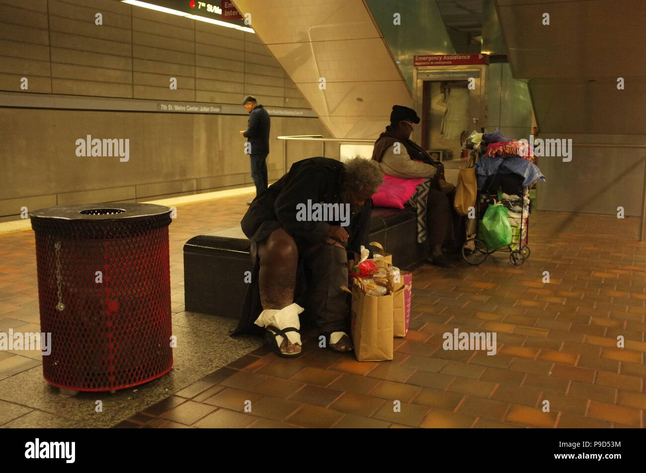 Los Angeles, USA - July 29: Unidentified random people in the streets ...