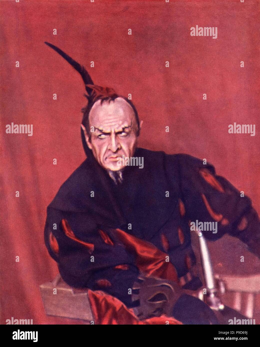 Feodor Chaliapin as Mephistopheles in the opera Faust by Charles Gounod. Museum: PRIVATE COLLECTION. Stock Photo