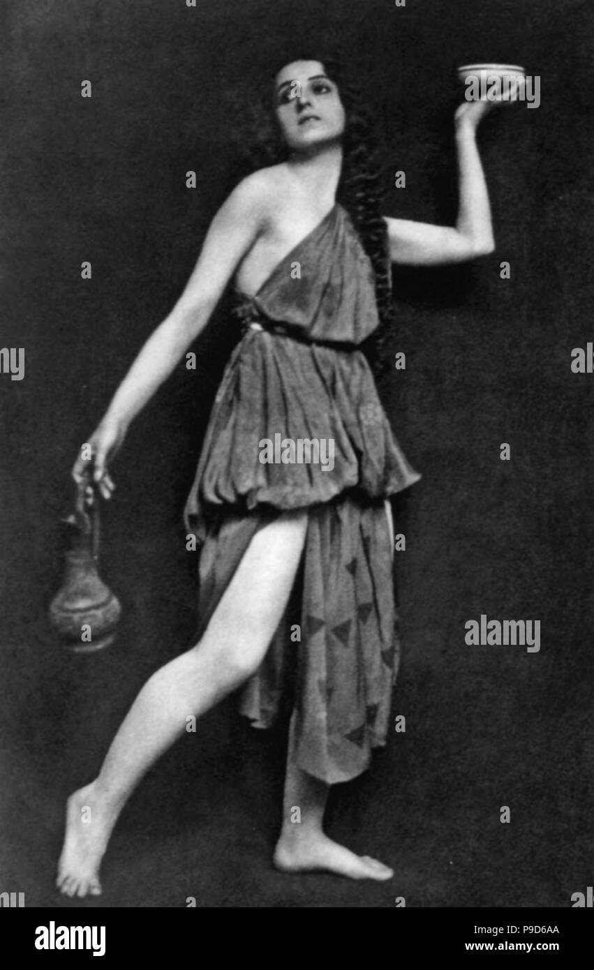 Vera Fokina in the Ballet Daphnis et Chloé. Museum: PRIVATE COLLECTION. Stock Photo