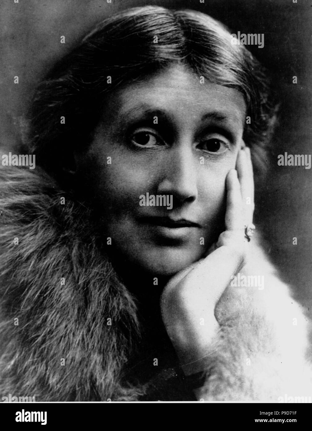 Virginia Woolf (18821941). Museum PRIVATE COLLECTION Stock Photo Alamy