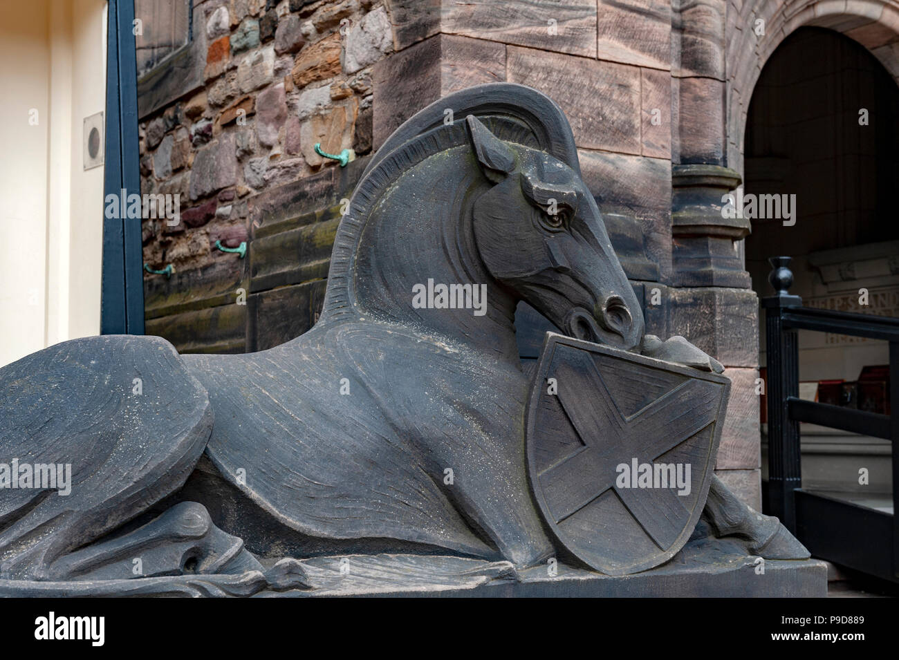 Horse sculpture at building entrance of Scottish National War Memorial