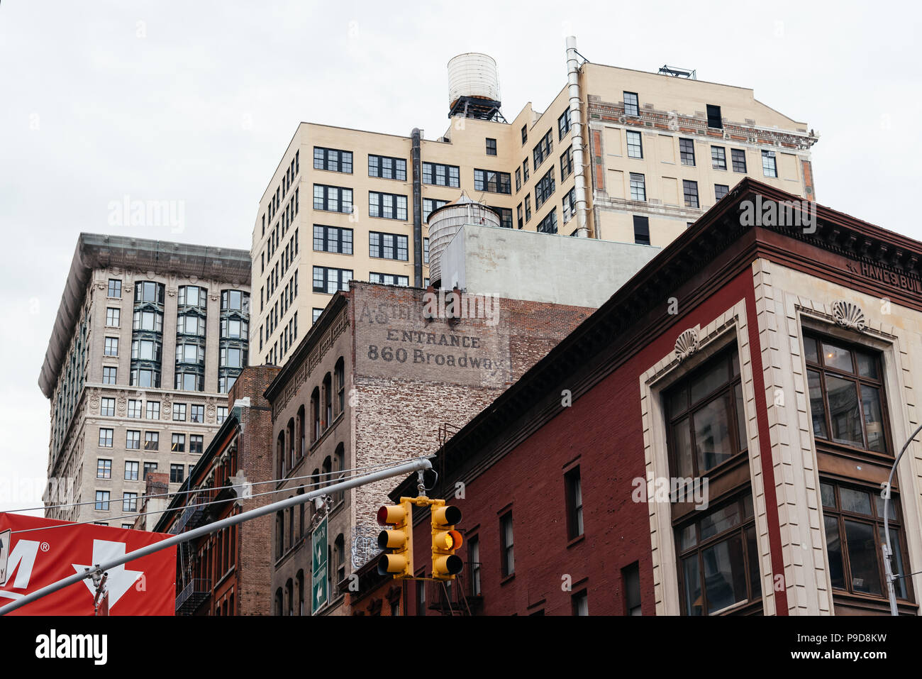 Brick buildings, new york city hi-res stock photography and images - Alamy