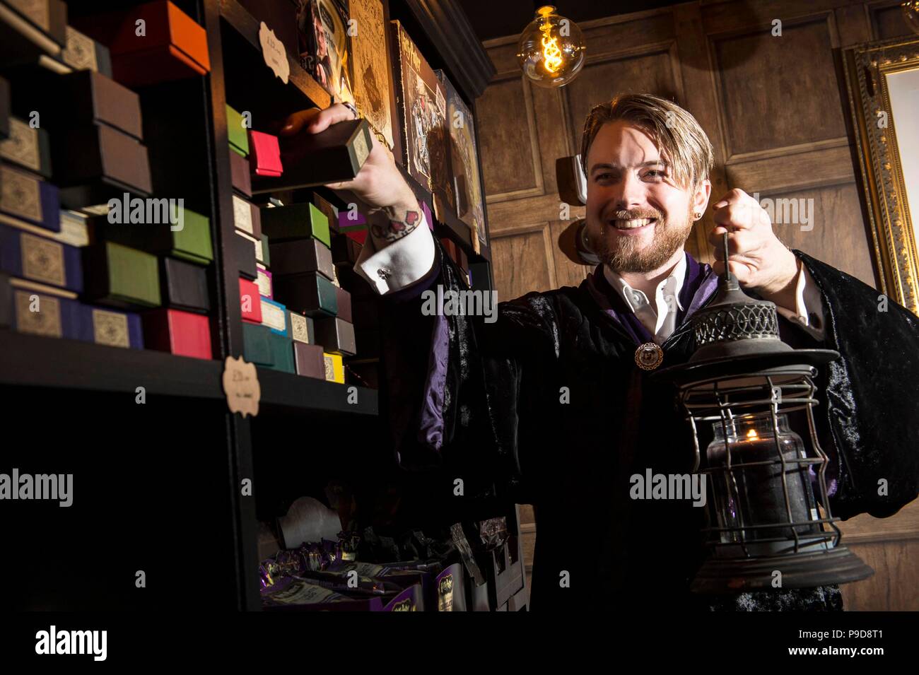 Olivers wizarding brighton hires stock photography and images Alamy