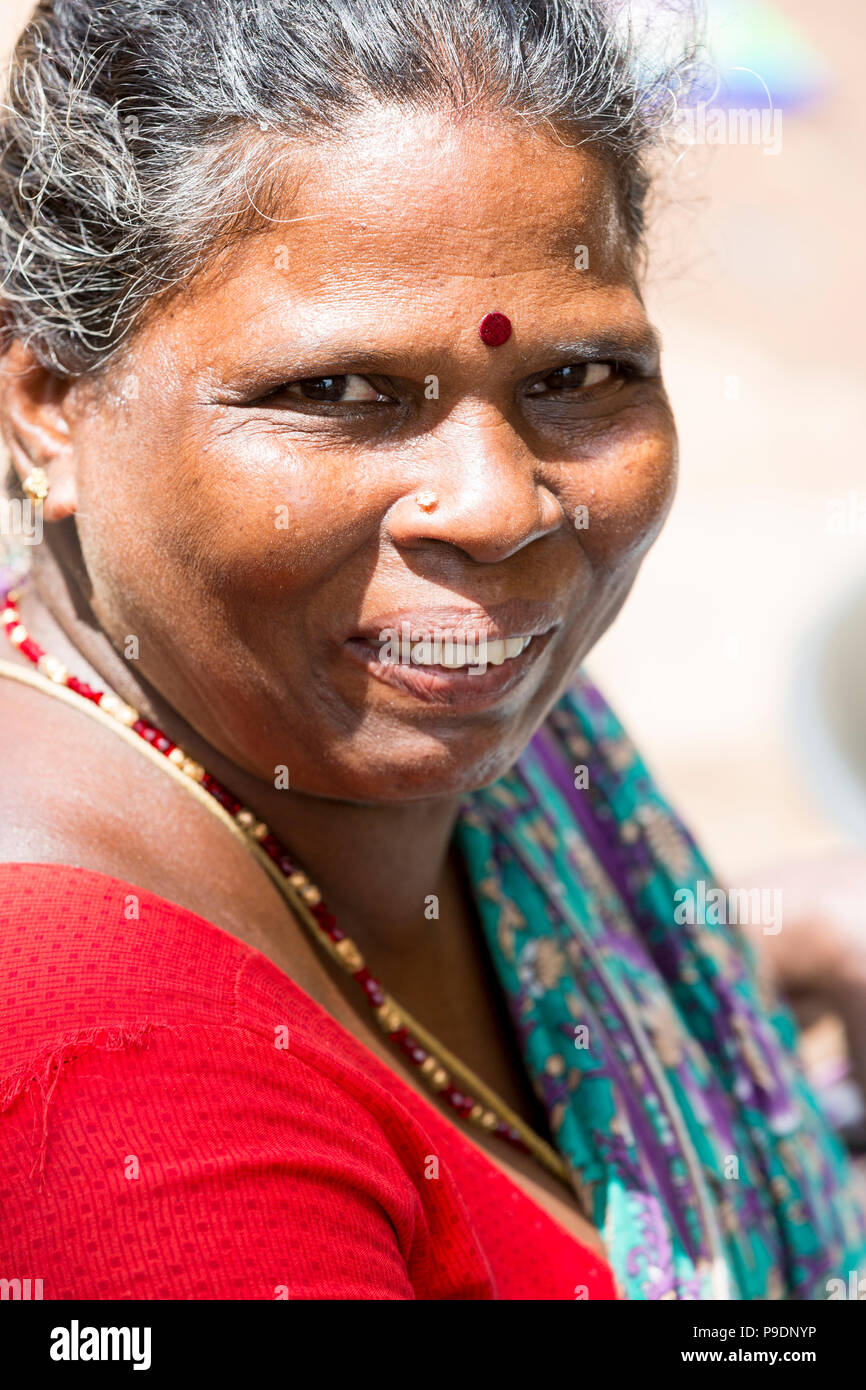 PONDICHERY, PUDUCHERRY, TAMIL NADU, INDIA - SEPTEMBER CIRCA, 2017. An  unidentified Indian Ethnicity Happy smiling smile pretty Woman Portrait  outdoor Stock Photo - Alamy