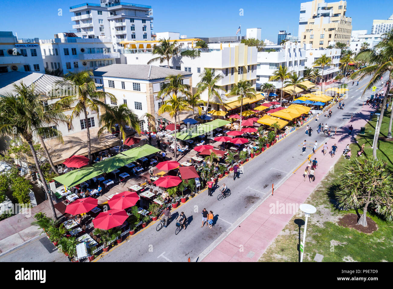 Miami Beach Florida,Ocean Drive,Leslie,hotel,Il Giardino,restaurant restaurants food dining cafe cafes,al fresco,sidewalk outside tables dining street Stock Photo