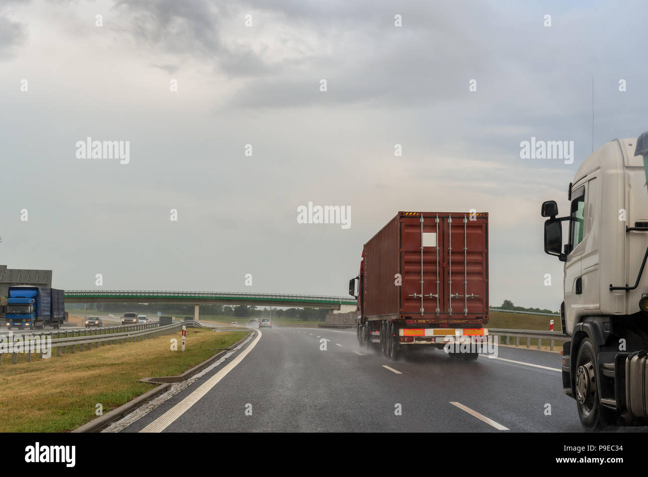 Car rain dark sky road hi-res stock photography and images - Alamy