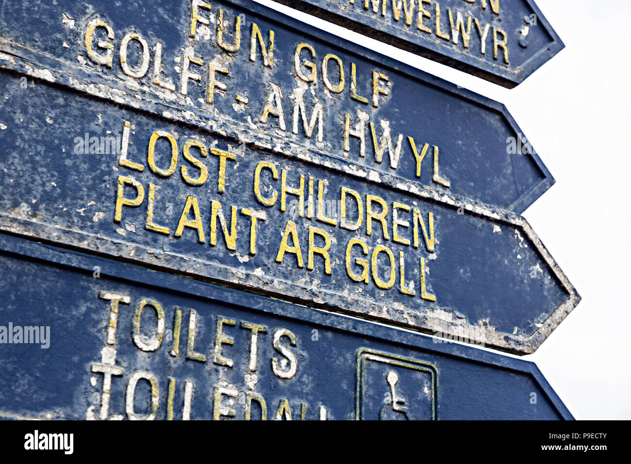 Weathered metal sign for lost children at seaside resort, Barry, Wales, UK Stock Photo