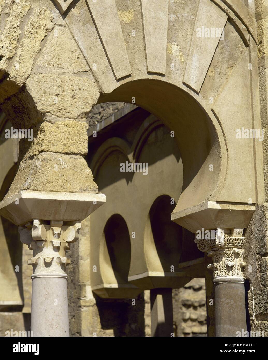 Medina Azahara. Muslim medieval palace-city built by Abd-ar-Rahman II al-Nasir, 10th century. Umayyad Caliph of Cordoba, Spain. Detail moorish arch. Stock Photo