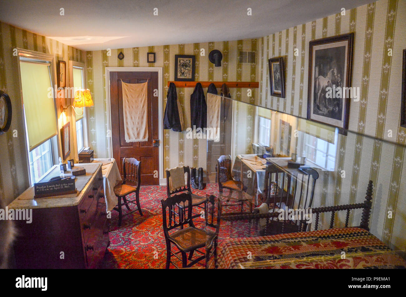 Abraham Lincoln died in this small room in the Petersen House, April 15, 1865. Death bed is at lower right. Stock Photo
