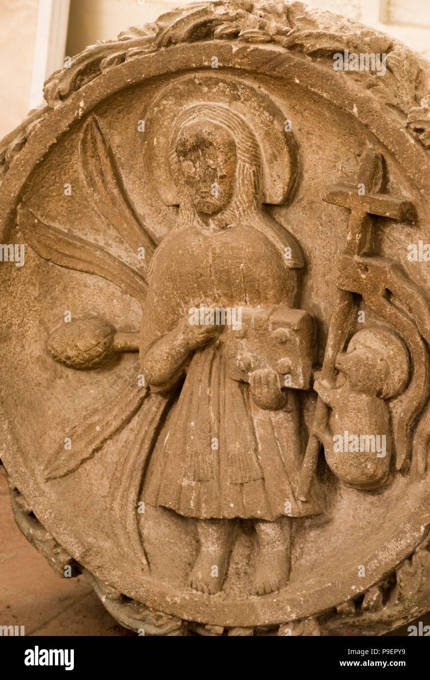 Key of the arch of the Basilica of Santa María de Mataró (detail), 15th century, Architectural element. Stock Photo
