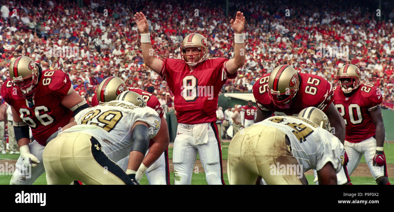 San Francisco, California, USA. 14th Sep, 1997. San Francisco 49ers vs. New Orleans Saints at Candlestick Park Sunday, September 14, 1997. 49ers beat Saints 33-7. San Francisco 49ers quarterback Steve Young Credit: Al Golub/ZUMA Wire/Alamy Live News Stock Photo