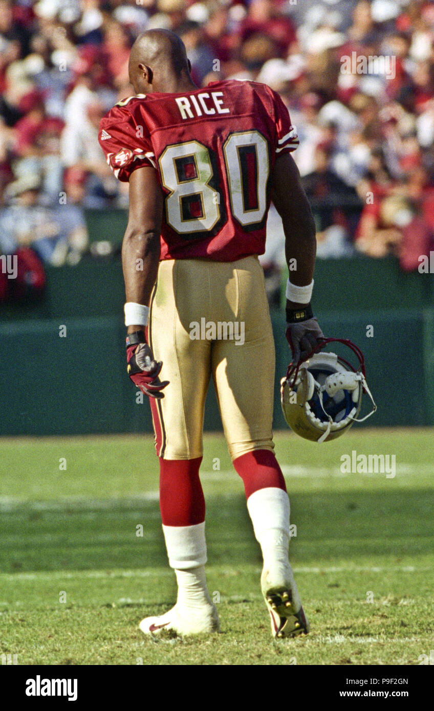 San Francisco, California, USA. 21st Nov, 1999. San Francisco 49ers vs. St. Louis  Rams at Candlestick Park Sunday, November 21, 1999. Rams beat 49ers 23-7.  San Francisco 49ers defensive tackle Bryant Young (