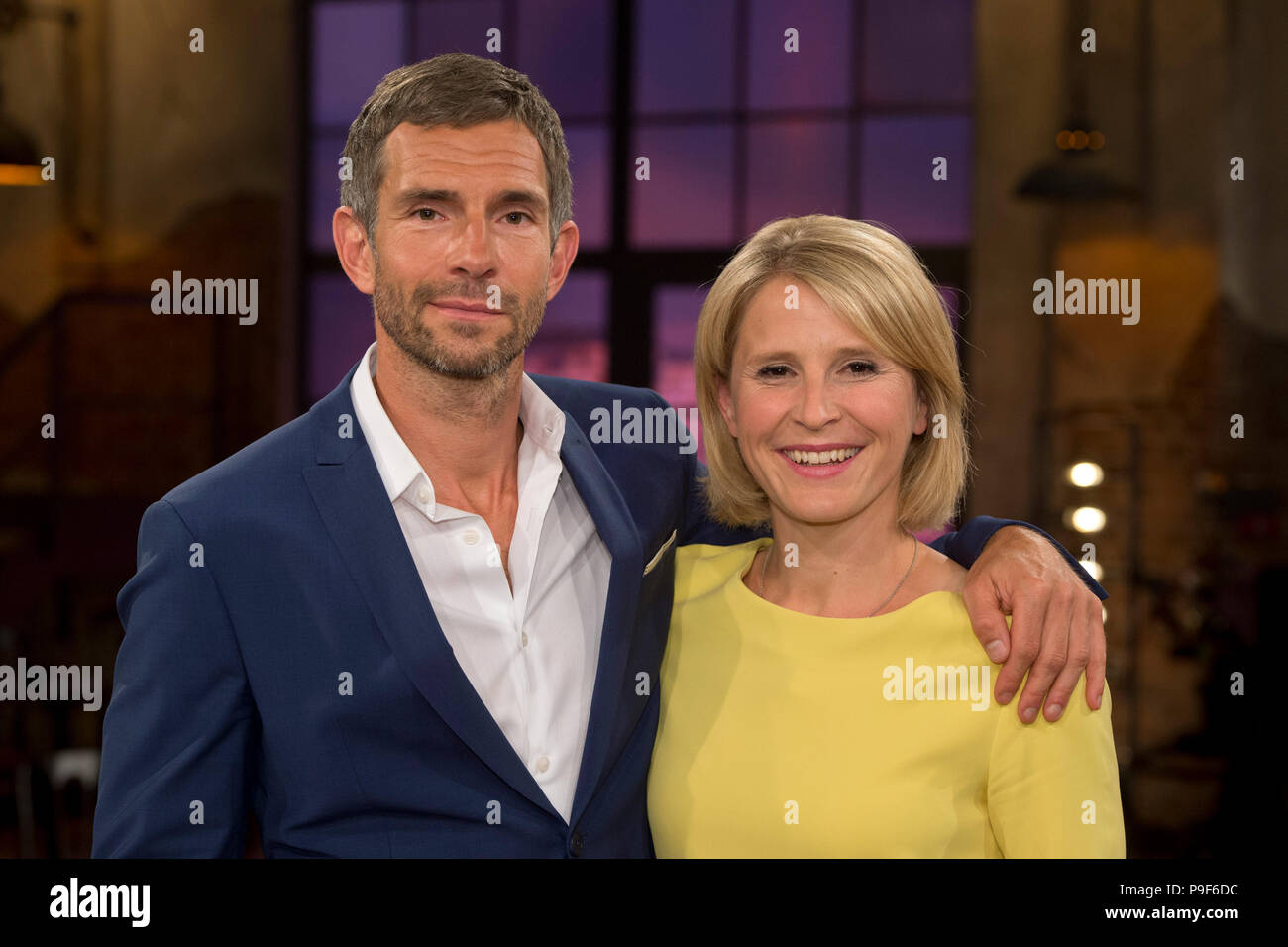 Cologne, Deutschland. 17th July, 2018. Micky BEISENHERZ, Germany, Moderator, Susan LINK, Germany, presenter, host of the program 'Koelner Sommer-Treff' on WDR television, recording on 17.07.2018, broadcast on 10th August 2018. | usage worldwide Credit: dpa/Alamy Live News Stock Photo