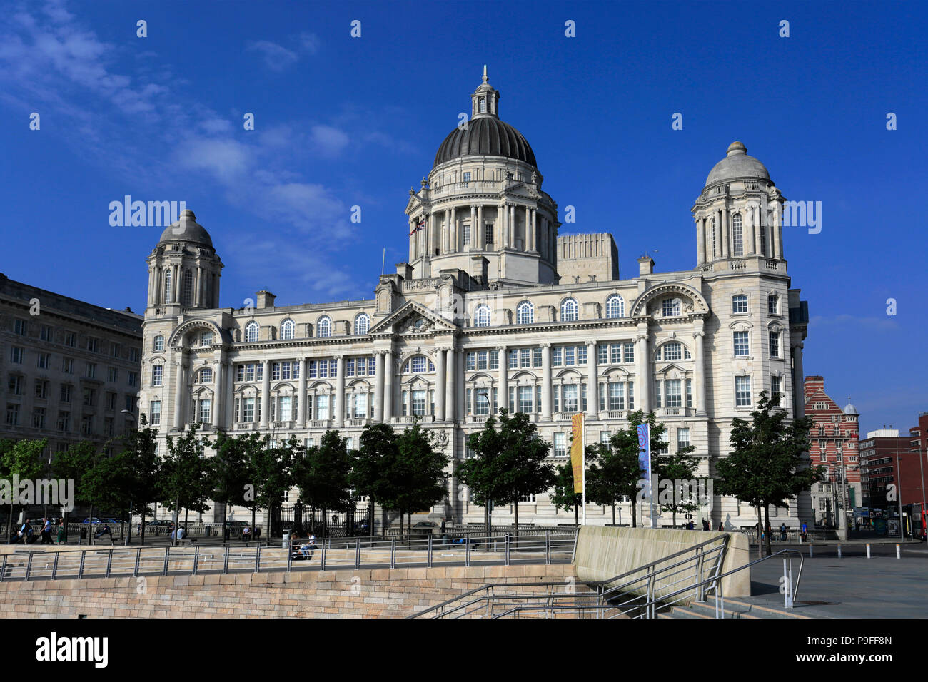 The Port of Liverpool Building, George's Parade, Pier Head, UNESCO World Heritage Site, Liverpool, Merseyside, England, UK Stock Photo