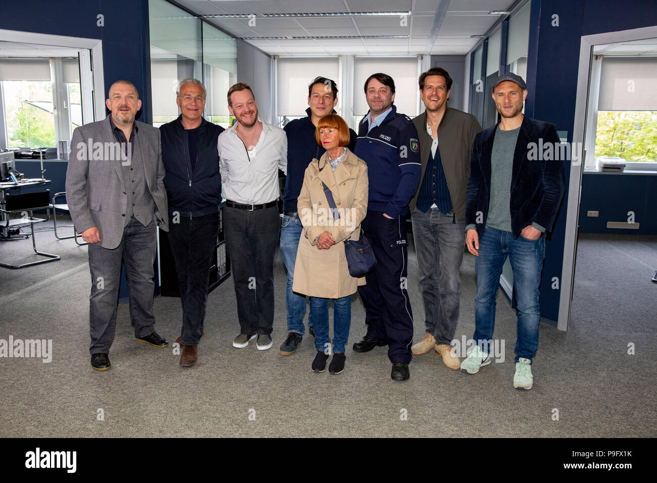 (v.l.) Dietmar Bär, Klaus J. Behrendt, Roland Riebeling, Sebastian Ko, Sonja Goslicki, Roeland Wiesnekker, Jan Martin Scharf Stock Photo