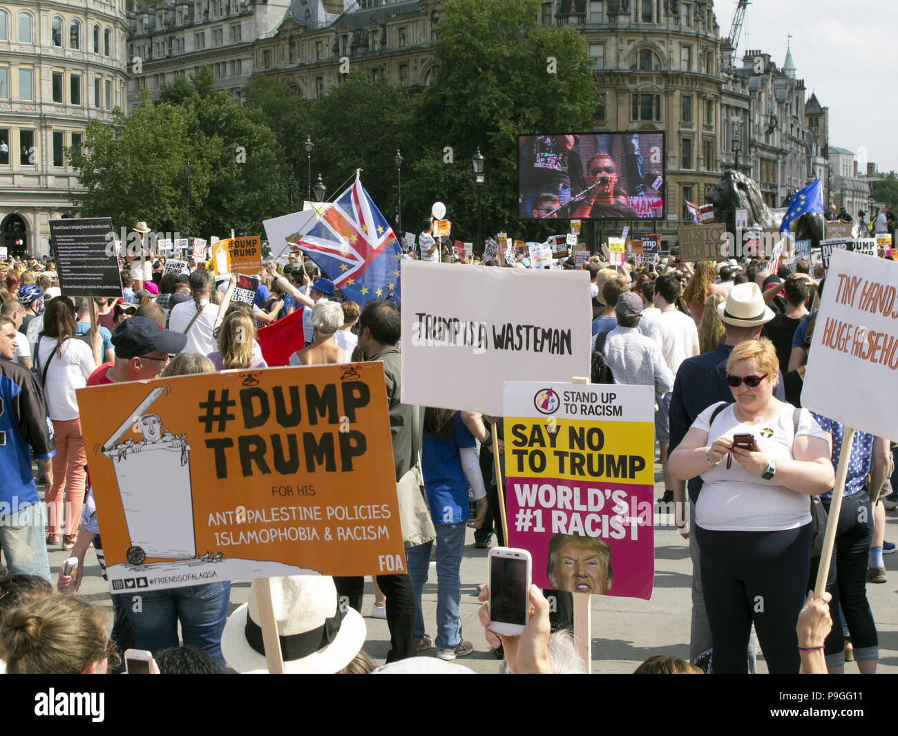 Friday demonstration hi-res stock photography and images - Alamy
