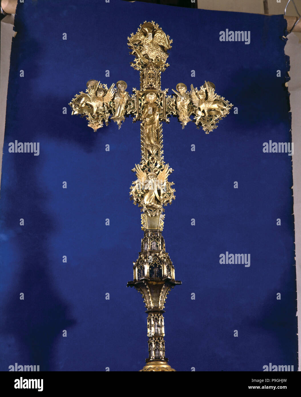 'Processional Cross' (back). Silver gilt and enamelled with sculptural applications, enamel plat… Stock Photo