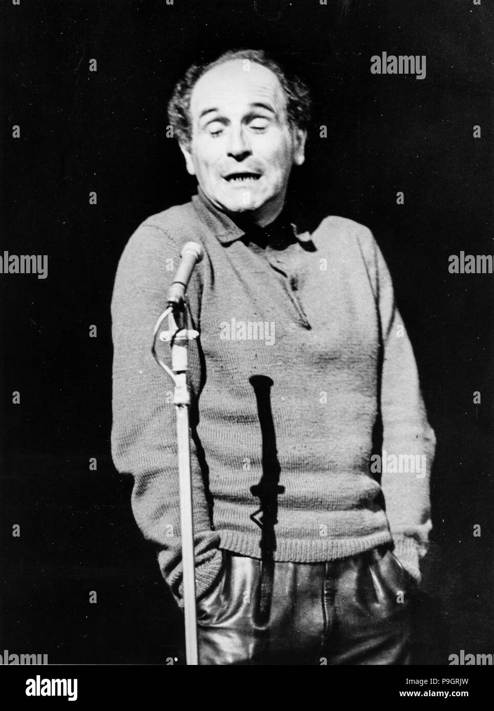 Leo Ferre Paris 1961 Stock Photo Alamy