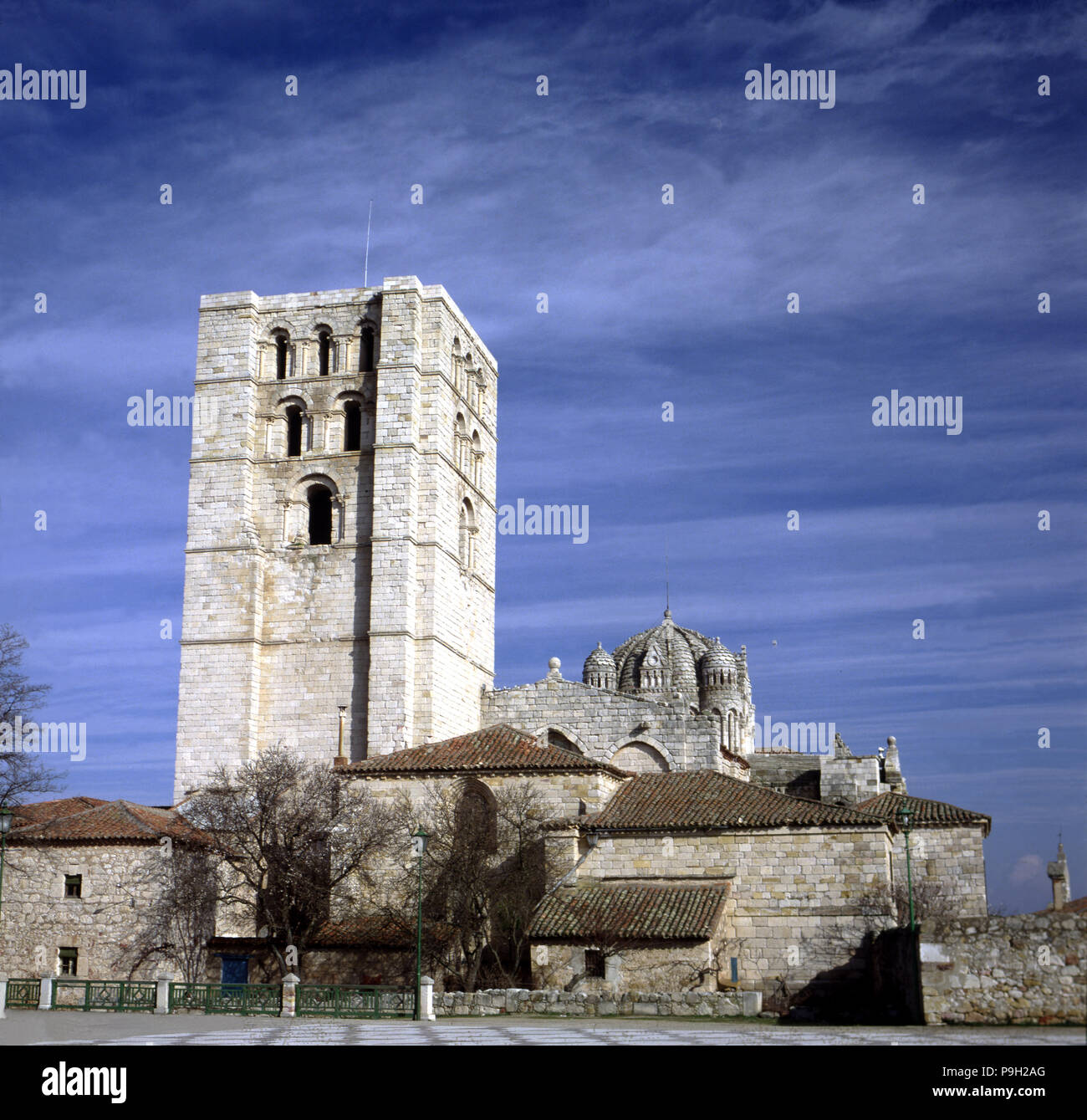 View of the Zamora Cathedral, built between 1151 and 1174, it should be noted the Romanesque bell… Stock Photo